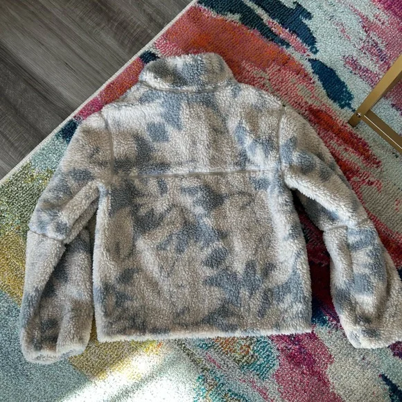 NWT Patagonia Lunar Dusk Jacket in Winter Bark Sleet Green